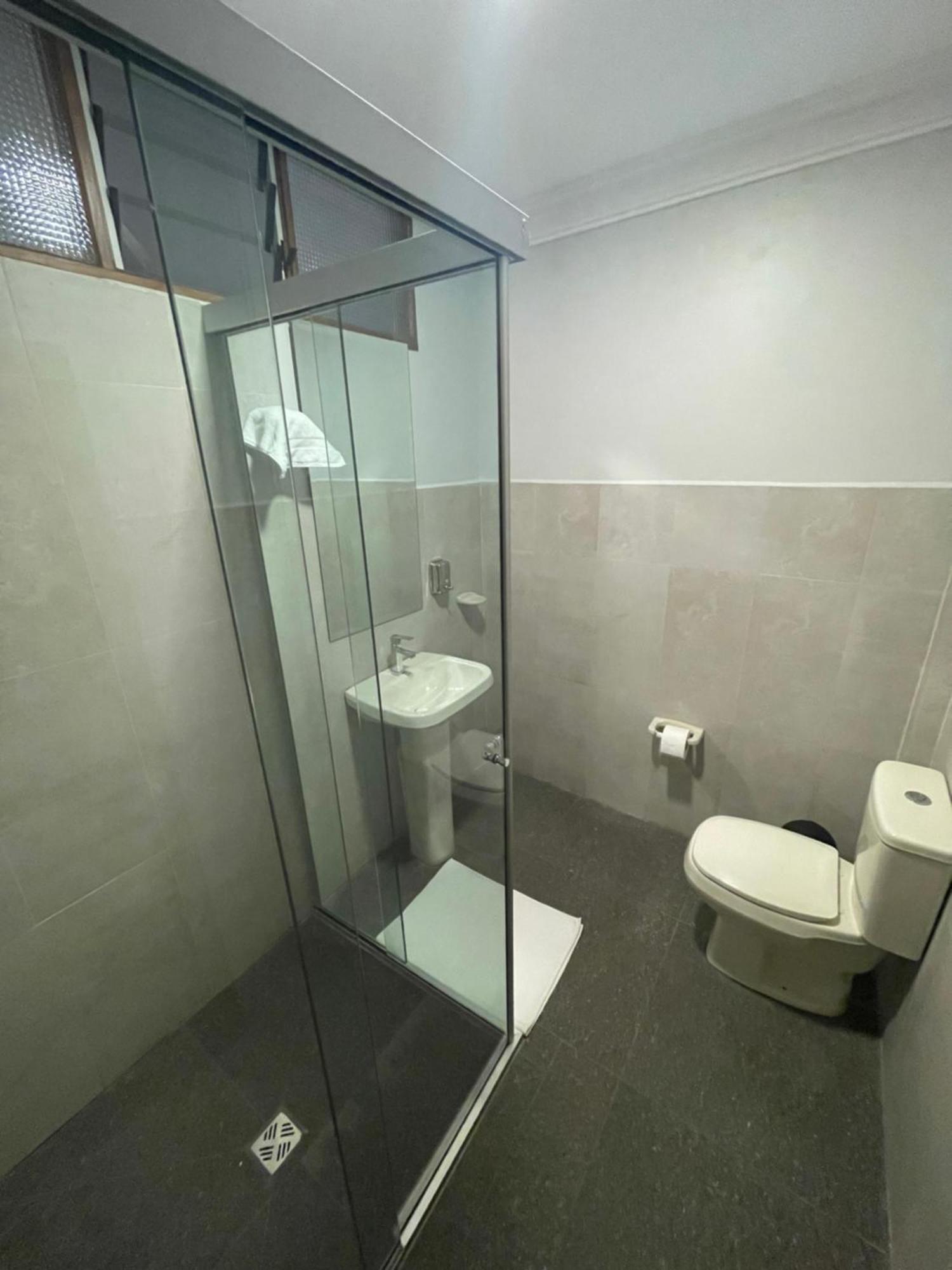 Izza Hotel Кочабамба Екстериор снимка