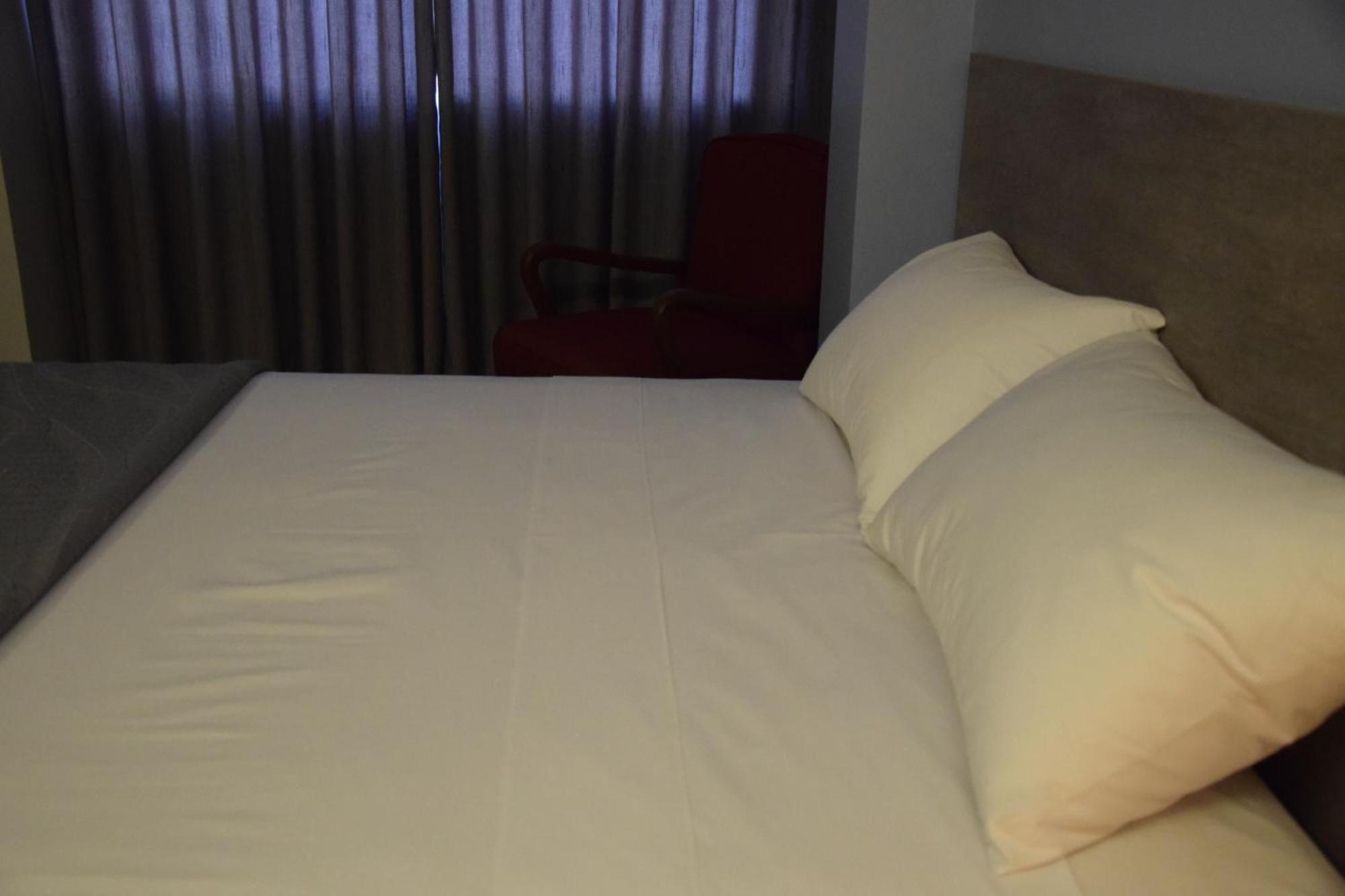 Izza Hotel Кочабамба Екстериор снимка