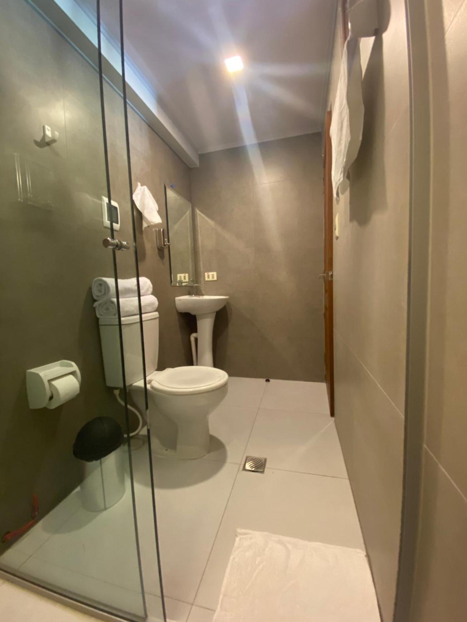 Izza Hotel Кочабамба Екстериор снимка